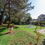 Apartman Silvia Big Private Garden Funtana