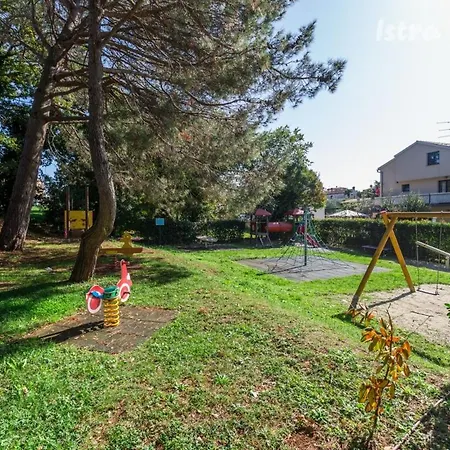 Silvia Big Private Garden * Funtana