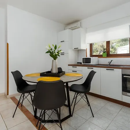 Apartment Silvia Big Private Garden